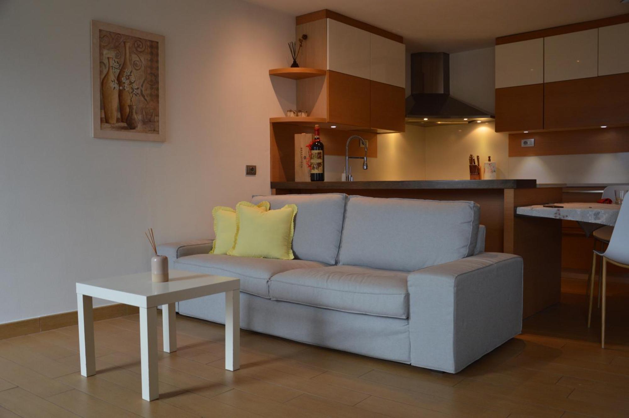 Casa Carmen Apartment Lake Como Dongo Eksteriør billede