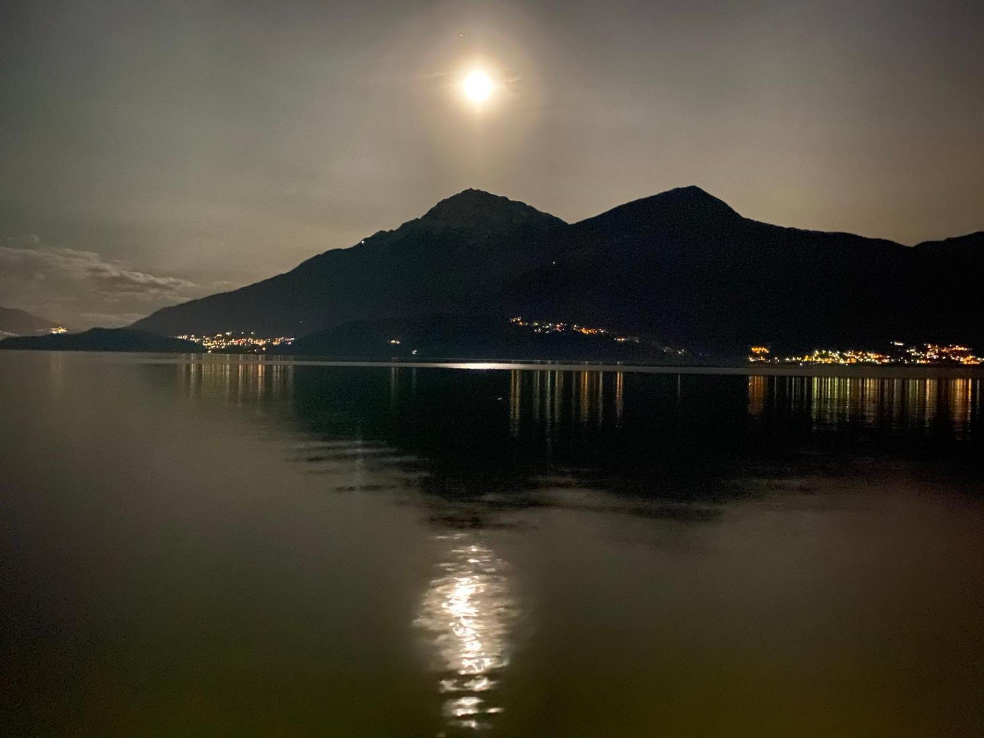 Casa Carmen Apartment Lake Como Dongo Eksteriør billede